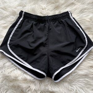 Women’s Nike drifit